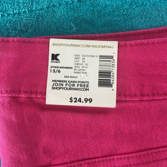 Nicki Minaj Hot Pink Studded Jean Shorts - Picture 4 of 4